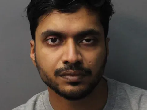 Ám ảnh tình yêu đơn phương của đồng nghiệp chung nhà: 7 năm điên cuồng kiểm soát, 40.000 tin nhắn quấy rối và một cái chết thảm