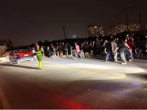 Bỏ lại xe máy, cặp sách trên cầu, 3 mẹ con nghi nhảy sông Hồng tự tử:  Hé lộ nguyên nhân trong bức thư tuyệt mệnh đẫm nước mắt