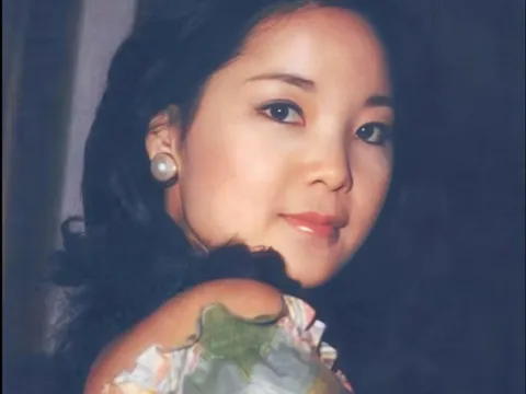 Hé lộ phút cuối đời của “đệ nhất danh ca châu Á” Đặng Lệ Quân qua lời kể của nhân chứng