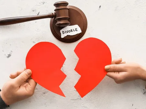 Mẹ chồng từ quê lên chơi mang theo một thứ khiến tôi quyết định ly hôn