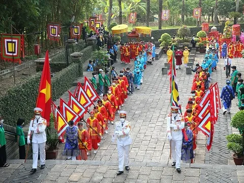 Thông báo Lịch nghỉ Giỗ tổ Hùng Vương, 30/4 và 1/5 năm 2026 chính thức cho người lao động theo Bộ luật Lao động được nghỉ bao nhiêu ngày?