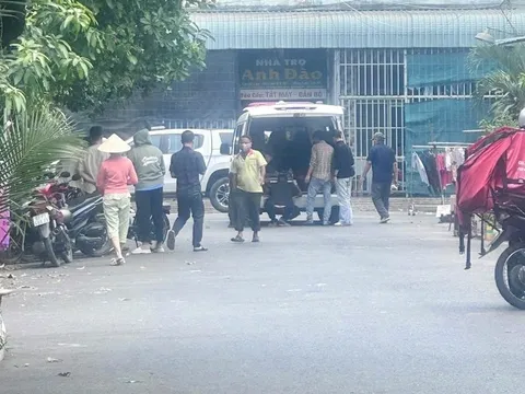 Con dâu phát hiện sự thật bàng hoàng về mẹ chồng ngay tại phòng trọ