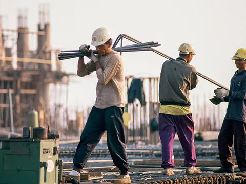 Người phụ nữ thuê lao động nhập cư để sửa nhà rồi "quỵt" tiền công bằng cách không ai ngờ