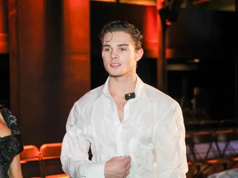 Muốn "câu view" bằng mọi giá, streamer xúi bạn gái đánh nhau để livestream và cái kết không ai ngờ