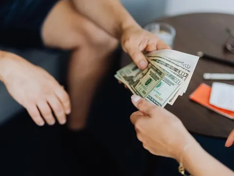 Hàng nghìn người bất ngờ được nhận lại tiền quyên góp từ 7 năm trước, câu chuyện phía sau khiến ai cũng cảm động