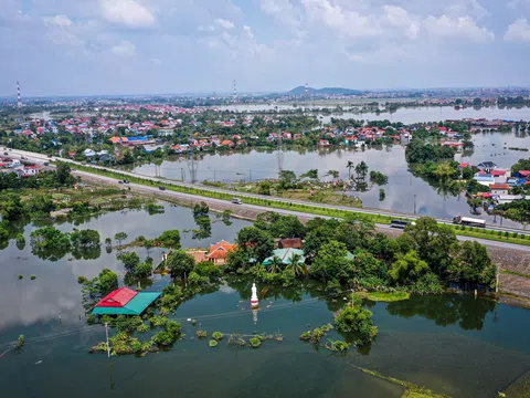 Sóc Sơn, Hà Nội: 2 thôn cô lập, một gia đình phải dùng tầng 3 làm chuồng lợn