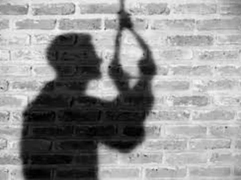 Hé lộ nội dung đau lòng trong thư tuyệt mệnh của chủ tịch xã treo cổ tự tử ở Nghệ An