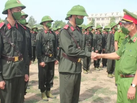 Không đủ điểm đậu đại học thì có thể xét chuyển chuyên nghiệp được không?