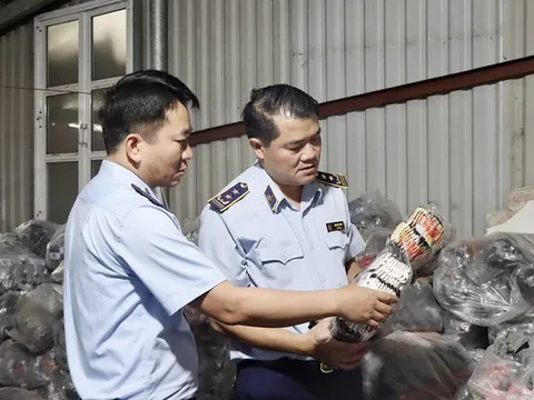 Mạnh tay chống hàng giả, lành mạnh hóa thị trường tiêu dùng