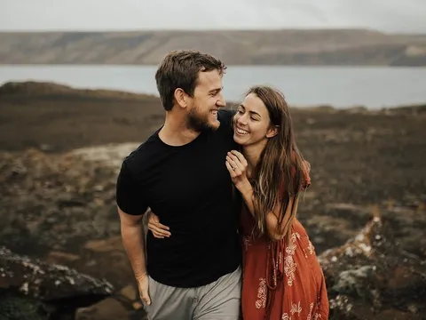 Tưởng được người yêu bao trọn gói đi du lịch, ai ngờ tôi lại thành “nhà tài trợ không tự nguyện”