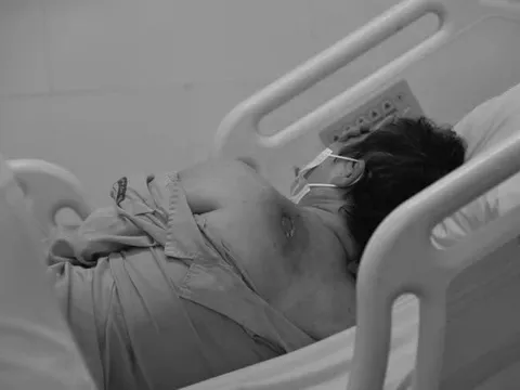 Tin lời “lấy độc trị độc”, người phụ nữ nguy kịch vì uống nước đường chữa tiểu đường