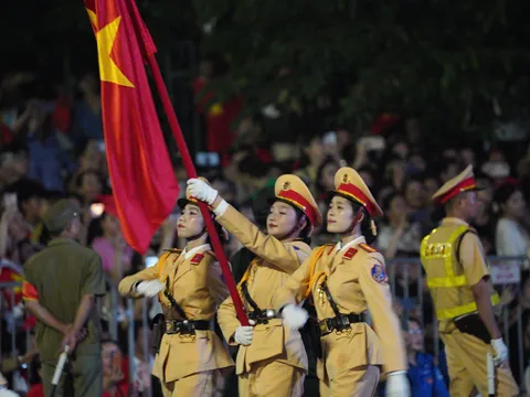 Chùm ảnh: Cận cảnh bước chân hùng dũng của các khối diễu binh sơ duyệt A80