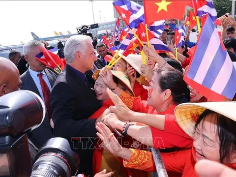 Bí thư thứ Nhất, Chủ tịch nước Cuba bắt đầu thăm cấp Nhà nước tới Việt Nam