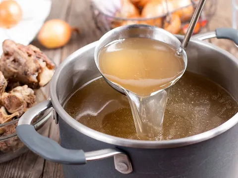 Muốn da trẻ lâu, săn chắc? Đừng bỏ qua 6 món ăn bình dân này