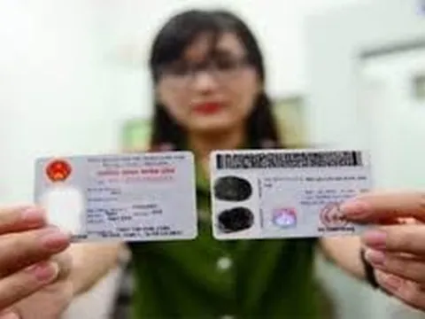 Công dân có 02 quốc tịch Việt Nam và Úc muốn đổi Chứng minh nhân dân sang thẻ Căn cước phải chuẩn bị những gì?