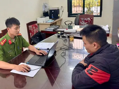 Bắt giữ Nguyễn Đình Long và Nguyễn Tiến Phong, đánh bạc bằng…"bắn bi-a"