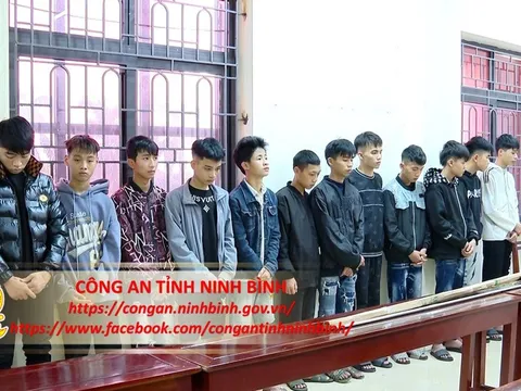 Ninh Bình: Triệu tập nhóm thanh, thiếu niên đánh nhau bằng tuýp sát, dao kiếm, vỏ chai bia