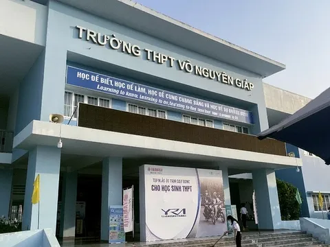 Vụ thầy giáo bóp cổ đồng nghiệp giữa sân trường có diễn biến mới đáng chú ý