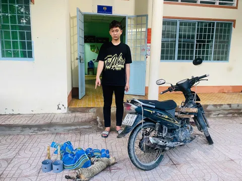 Phát hiện Trương Thiên Ân sinh năm 2004 trộm cắp mèo của người dân