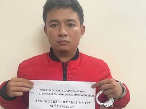 Bắt quả tang Nguyễn Quang Vũ và Lê Văn Tú