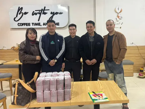 Nhặt được 1 tỷ đồng trên cao tốc: Nghĩa vụ hoàn trả tài sản và tấm gương sáng về đạo đức