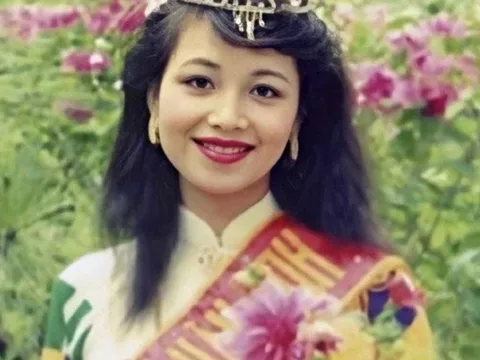 Điều chưa biết về hoa hậu 1m58 của Việt Nam: Thông thạo 5 ngoại ngữ, chuẩn "tiểu thư lá ngọc cành vàng", hiện là bà mẹ quyền lực và doanh nhân thành đạt