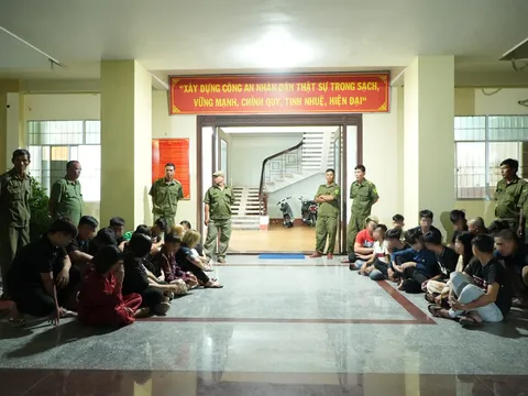 Khởi tố Trần Ngọc Yến - cầm đầu nhóm thanh thiếu niên đi hỗn chiến lúc rạng sáng