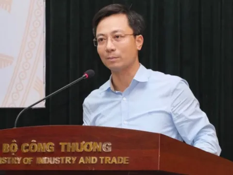 Bắt Phó Cục trưởng Cục Xúc tiến thương mại Bộ Công thương Trần Duy Đông