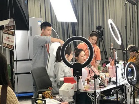Tổng cục Thuế chỉ đạo kiểm tra toàn diện việc kê khai, nộp thuế của người livestream bán hàng