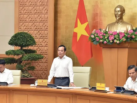 Đẩy mạnh ứng dụng công nghệ trong đấu tranh chống buôn lậu, hàng giả