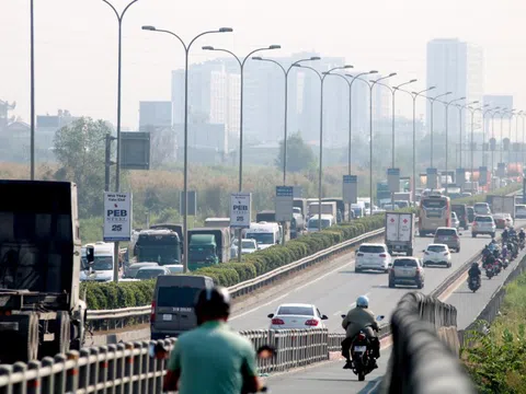 Phó Thủ tướng "giục" các bộ, ngành sớm chốt phương án mở rộng cao tốc Tp.HCM - Long Thành