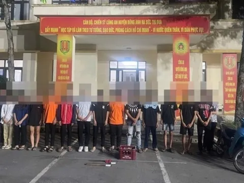 Tạm giữ nhóm thanh niên gây rối trật tự công cộng ở Hà Nội