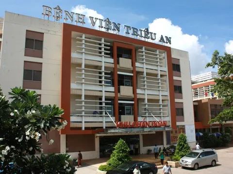 Bệnh viện của ông Trầm Bê báo lãi thấp nhất kể từ đầu năm