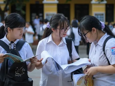Bộ GD&ĐT yêu cầu các Sở GD&ĐT sớm công bố môn thi thứ ba vào lớp 10, nguyên tắc, tiêu chí xét tuyển vào lớp 6