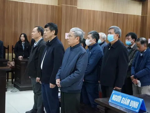 Tuyên phạt cựu Bí thư Tỉnh ủy Thanh Hóa Trịnh Văn Chiến 30 tháng tù treo