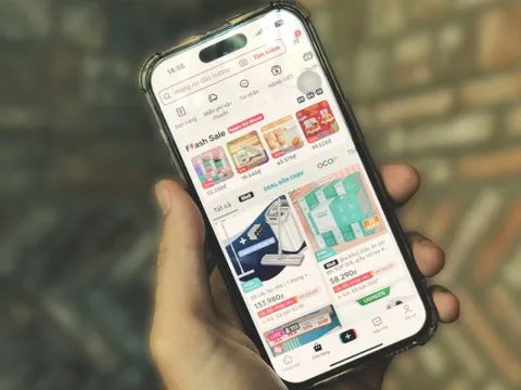 Hơn 300.000 hộ, cá nhân bán hàng online trong 'tầm ngắm' ngành thuế