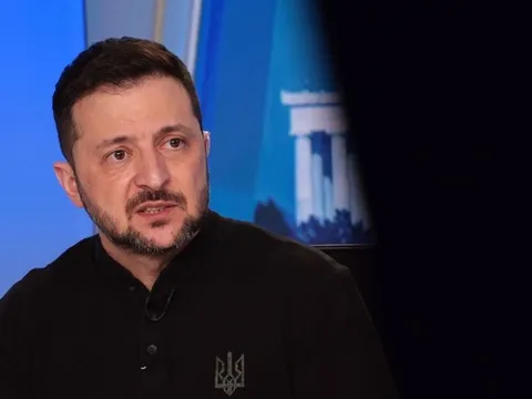 Sau "khẩu chiến" với ông Trump, tổng thống Ukraine tuyên bố điều gì?