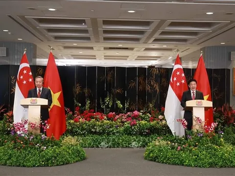 Việt Nam - Singapore nâng cấp quan hệ lên Đối tác Chiến lược toàn diện