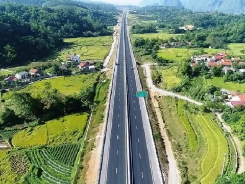 Tháo gỡ khó khăn 4 dự án giao thông trọng điểm