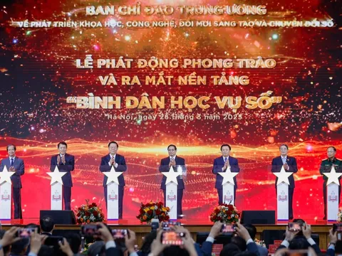 Thủ tướng phát động phong trào 'Bình dân học vụ số' toàn dân