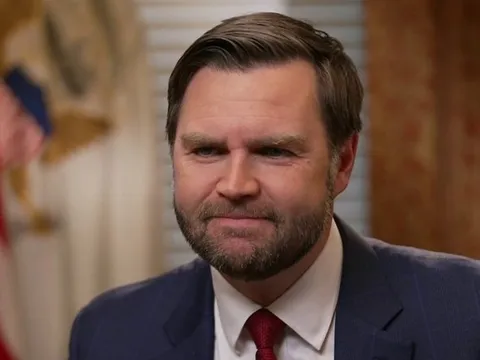 TT Trump tuyên bố Mỹ ‘sẽ dùng mọi cách’ để kiểm soát Greenland