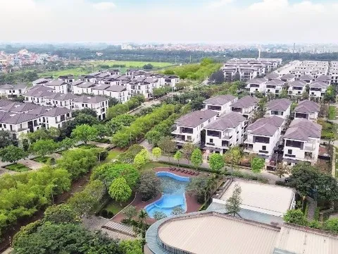 VNDirect dự báo doanh thu bất động sản của Hà Đô sẽ tăng mạnh, mảng năng lượng gặp khó