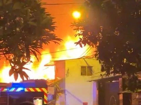 Hỏa hoạn kinh hoàng, ít nhất 3 người tử vong ở TP.HCM, hiện trường xót xa