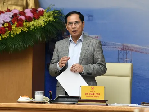 Khẩn trương ban hành khung giá phát điện cho các loại hình nguồn điện