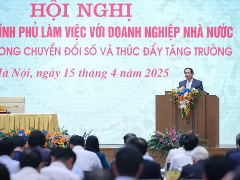 Thủ tướng: Doanh nghiệp nhà nước phải xông pha hơn nữa, tiên phong chuyển đổi số và thúc đẩy tăng trưởng