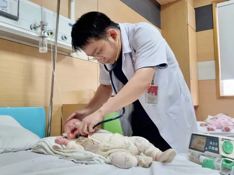 Bé sơ sinh nguy kịch vì nhiễm virus này, bác sĩ cảnh báo phụ huynh không nên chủ quan