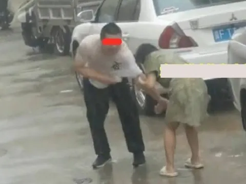 Vợ "vụng trộm" với trai lạ vì quá chán được chồng yêu chiều