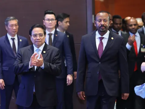 Thông qua Tuyên bố Hà Nội về chuyển đổi xanh bền vững, lấy con người làm trung tâm