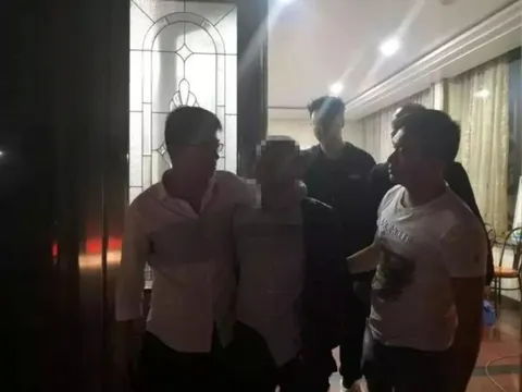 Đào được 4,4kg vàng từ tường nhà, chủ nhân đau khổ vì lý do này