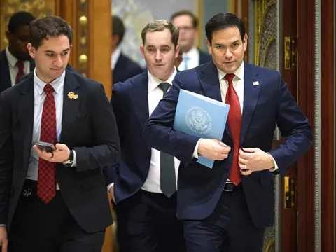 Đàm phán ba bên giữa Mỹ, Ukraine và châu Âu có xáo trộn bất ngờ